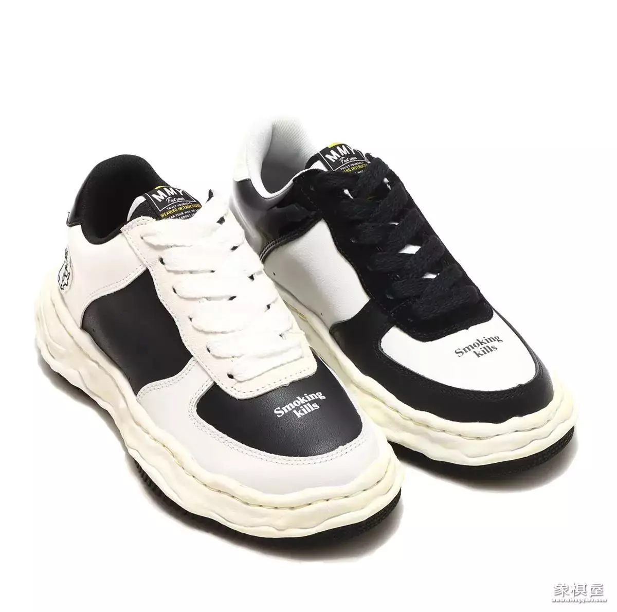 阿迪达斯兔年限定鞋带