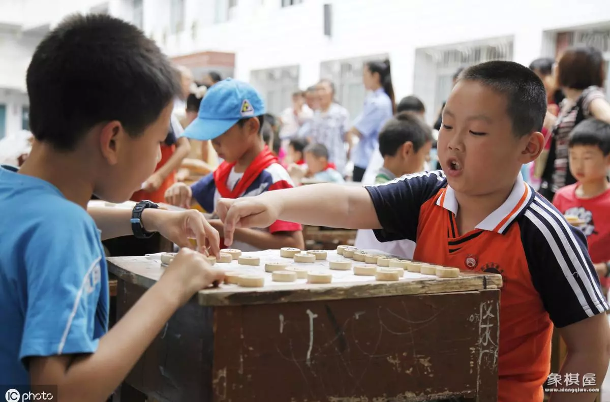 象棋大厅一个人怎么刷