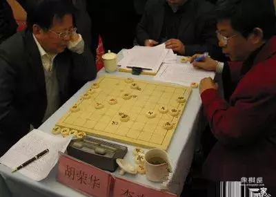 胡荣华vs李来群(李来群一车换三)