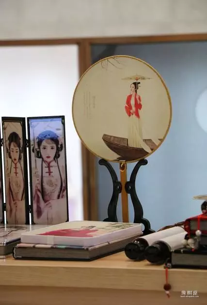 象棋里的炮怎么吃棋子