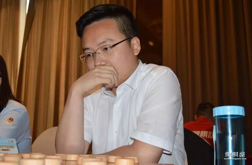 胡荣华对付光明的一盘棋