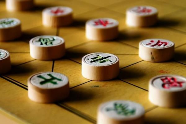 象棋和国际象棋的起源（探寻象棋与国际象棋的起源之谜，东西方智慧的交融）.