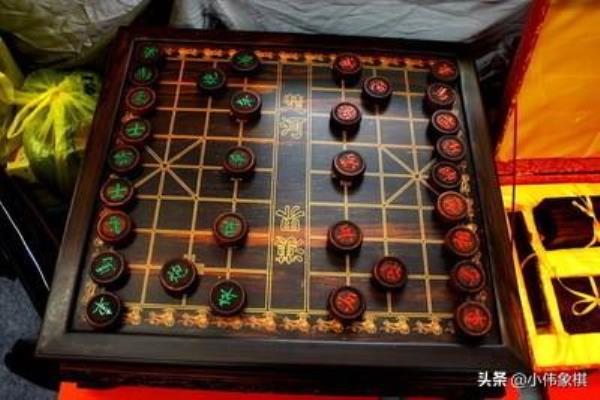 象棋的一百种玩法（探寻象棋的无限可能，你敢挑战吗）.