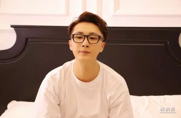 歌手章磊个人资料几岁