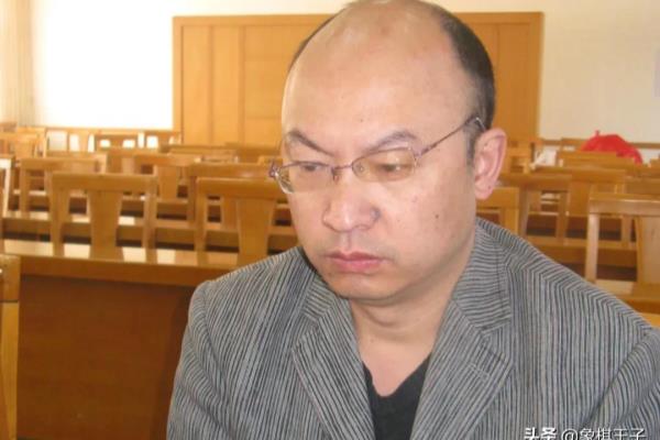 重庆象棋高手（谁将成为重庆象棋界的新一代霸主）.