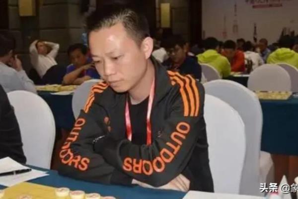 汤晨是象棋大师吗为什么没有（为何汤晨未能跻身象棋大师之列）.