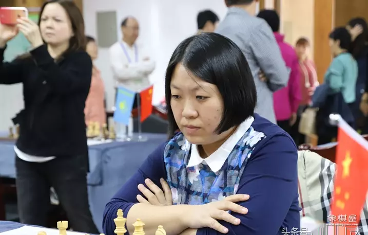 两个象棋的象表情包
