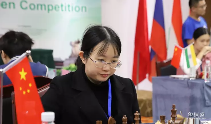 两个象棋的象表情包