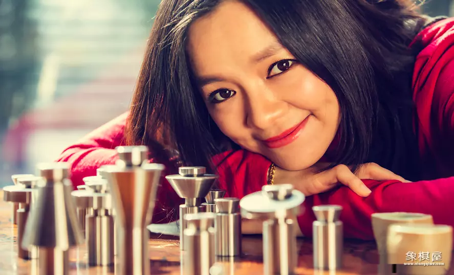 中国国际象棋冠军嫁给卡塔尔