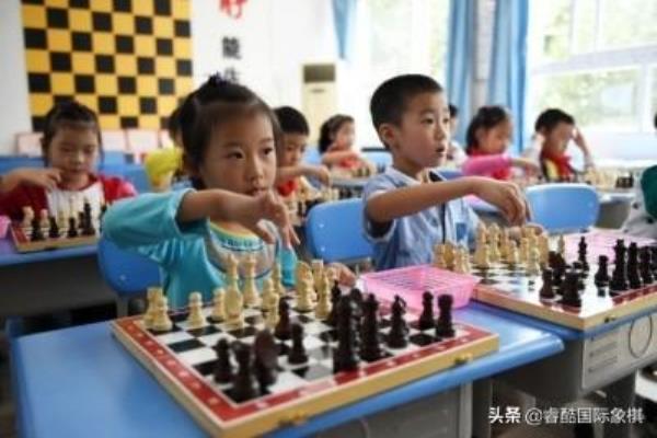 下国际象棋的方法（探索在国际象棋中制胜的新策略）.