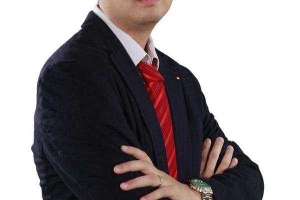 象棋大师在哪个平台下棋（揭秘象棋大师们钟爱的对弈平台，它是如何引领棋坛风潮的）.