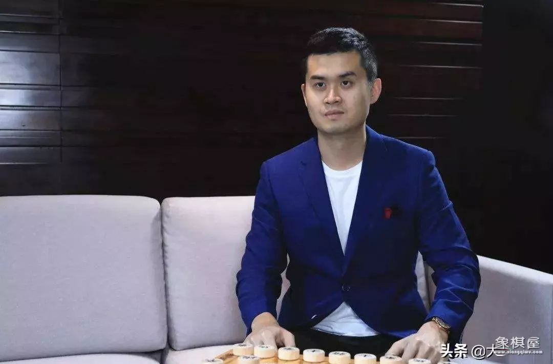 象棋特大师王天一简介