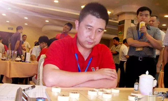 王天一的师父是张强吗