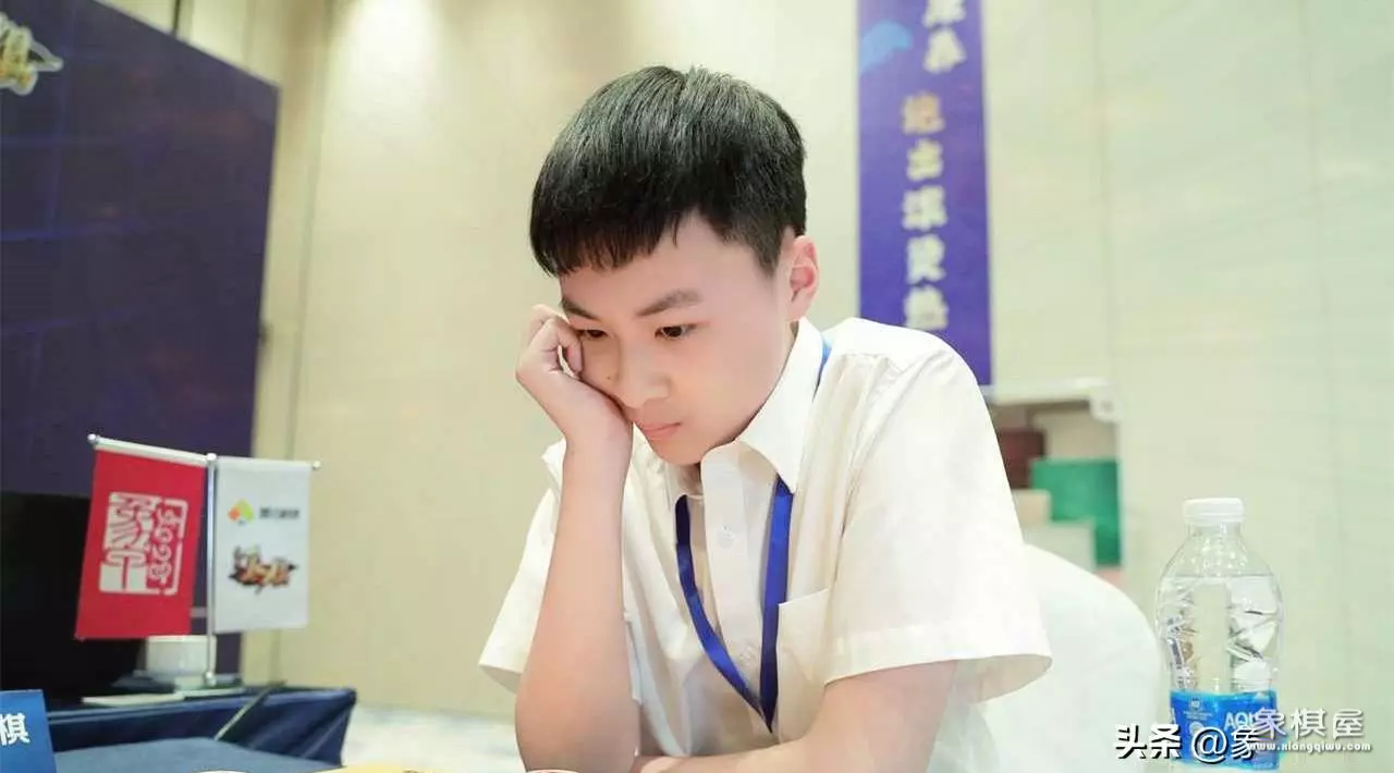 中国象棋大师王天一