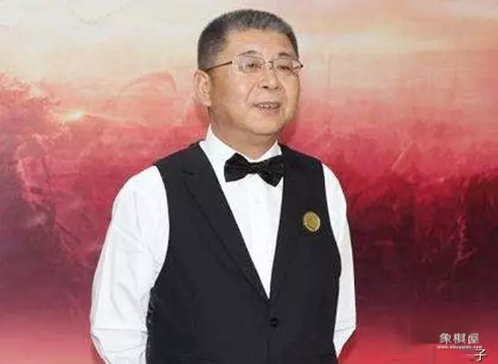 胡荣华与李来群谁的象棋厉害