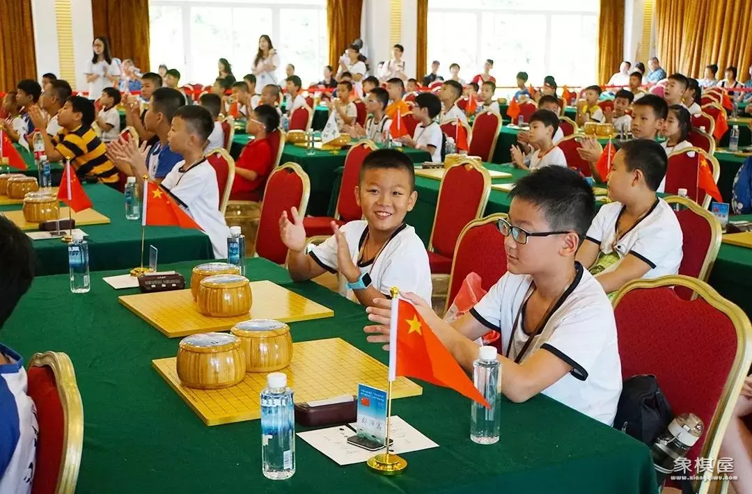 全国少儿围棋大赛齐聚
