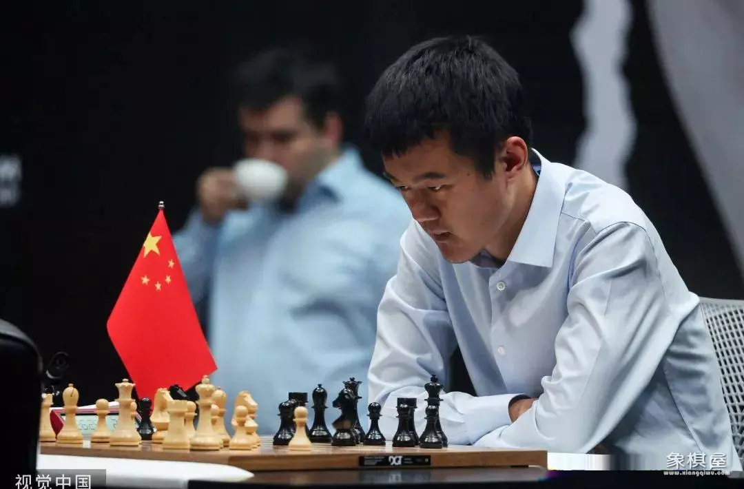 国际象棋大师丁立人