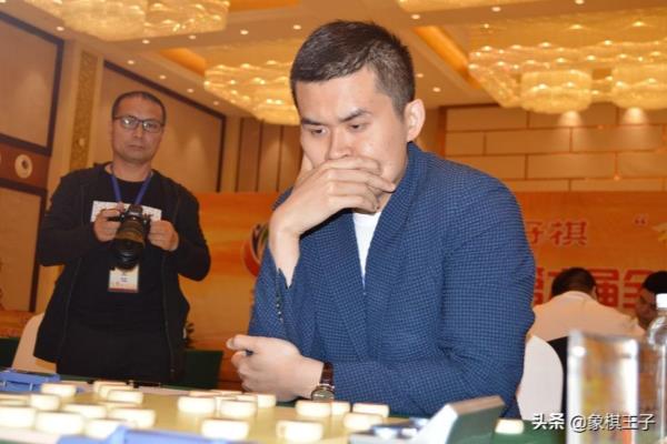 高港杯王天一对曹岩磊（王天一能否在高港杯中战胜曹岩磊）.