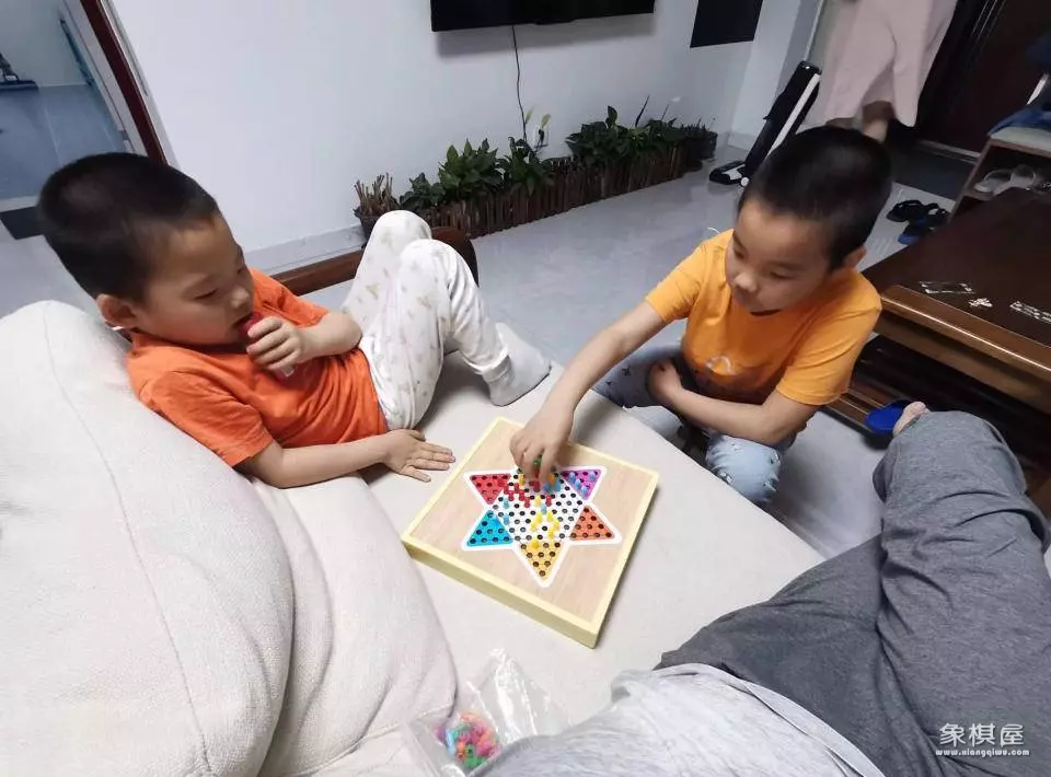 翻象棋的大小排列