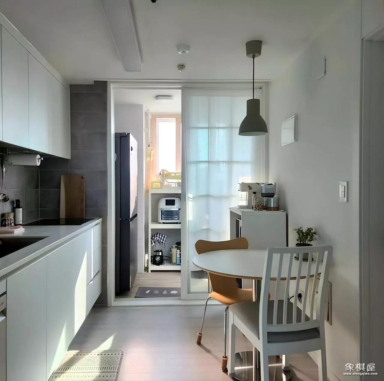 窗明几净下一句是什么