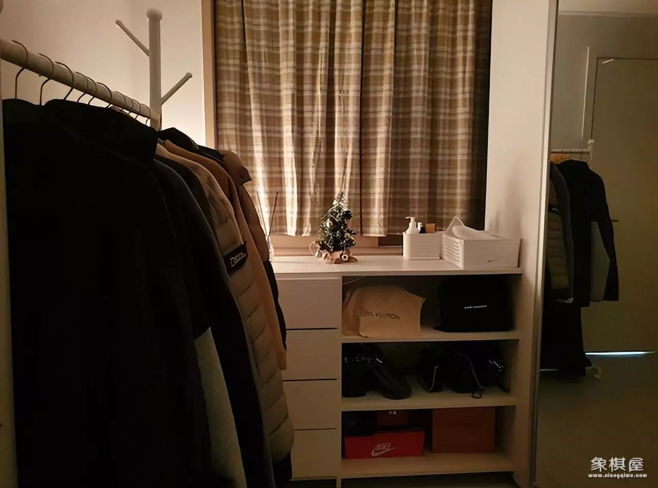 窗明几净下一句是什么