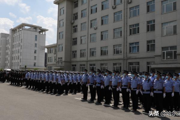 刘凤君尚志市公安局（揭秘刘凤君尚志市公安局的辉煌传奇）.