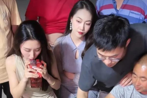 许银川王铁锤（许银川王铁锤，他们是如何成为传奇的）.