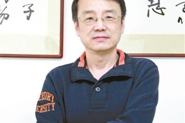 傅光明说自己恨不得每天都加倍读书（傅光明，每天加倍读书，你能做到吗）.