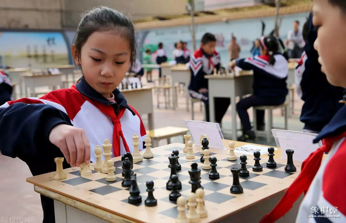 十岁女孩要学国际象棋