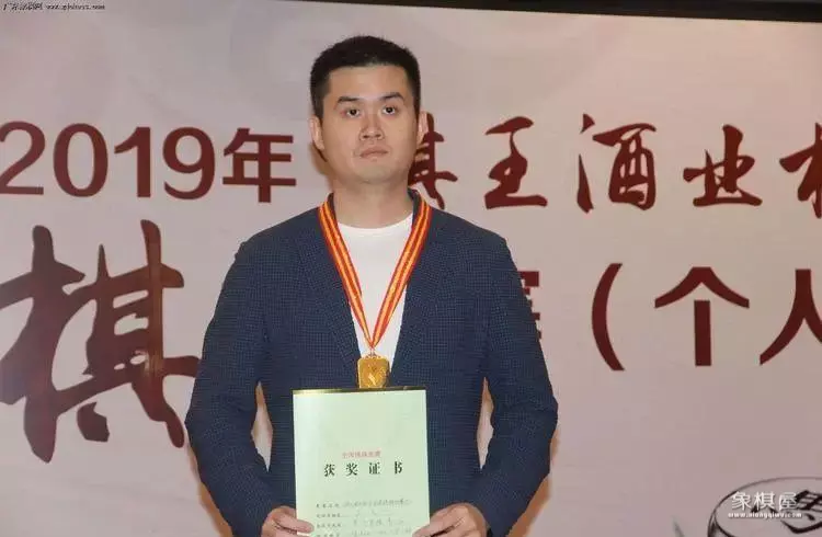 天天象棋挂机软件哪个好用一点
