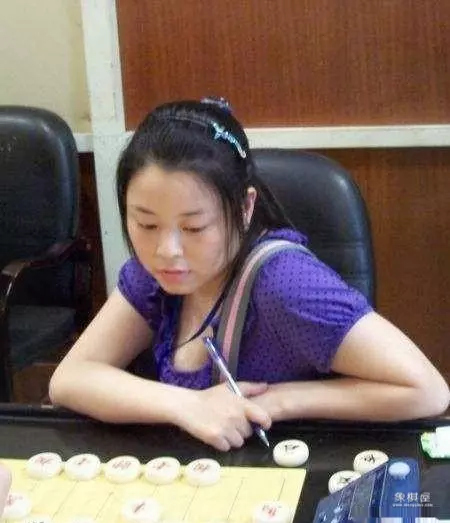 女子象棋大师何媛老公