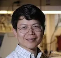 许晨阳获顶级数学大奖