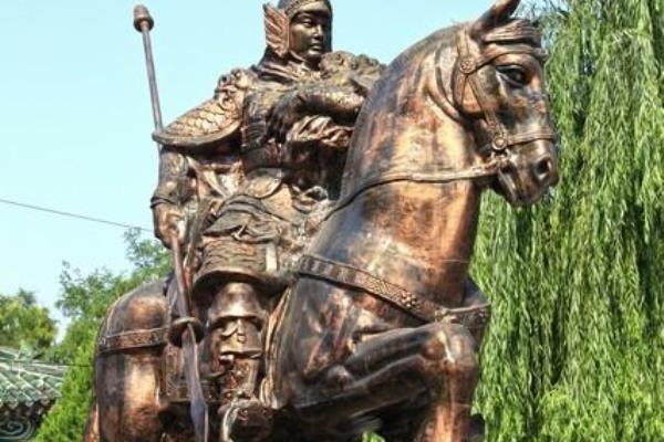 象棋江湖残局单骑救主（单骑救主，如何以一敌三，破解象棋江湖残局）.