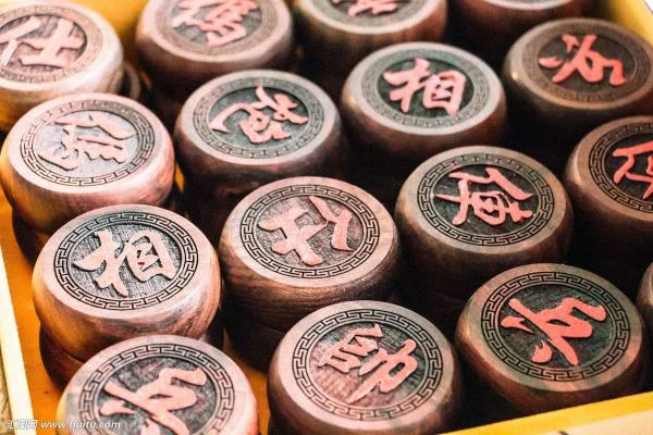 国际象棋国王和国王能见面吗（国际象棋国王与国王的相遇，是敌是友）.