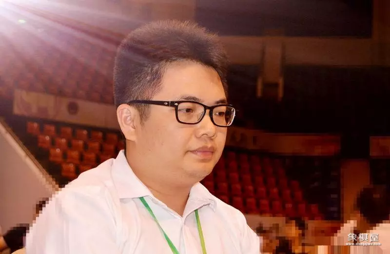 许银川和业余棋手对垒
