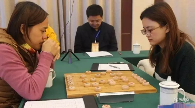 女子象棋大师直播间