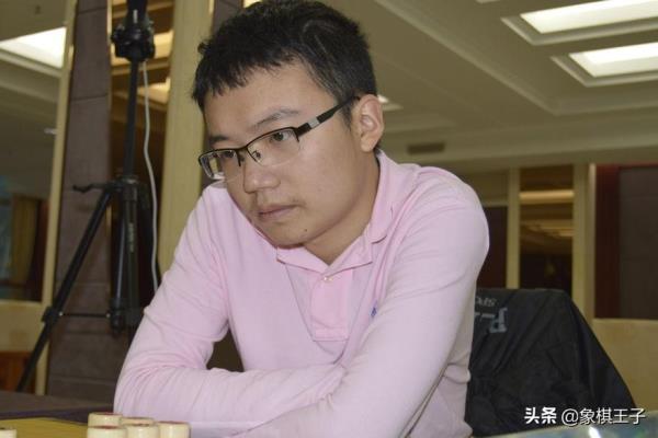 郑惟桐对蒋川财神杯（郑惟桐能否在财神杯中战胜蒋川，再次证明自己的实力）.