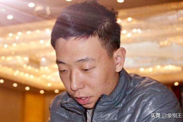 象棋车马炮哪个厉害（车马炮之中，谁才是象棋战场上的霸主）.