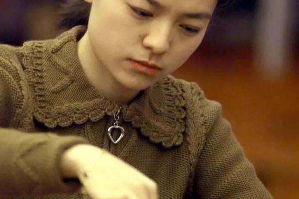 国际象棋女子冠军褚辰（褚辰能否再创国际象棋辉煌）