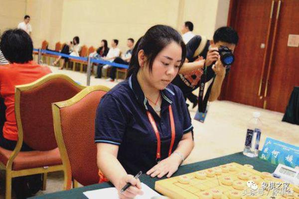 中国象棋女子大师何媛（何媛——中国象棋女将的璀璨之星，如何引领棋坛风潮）