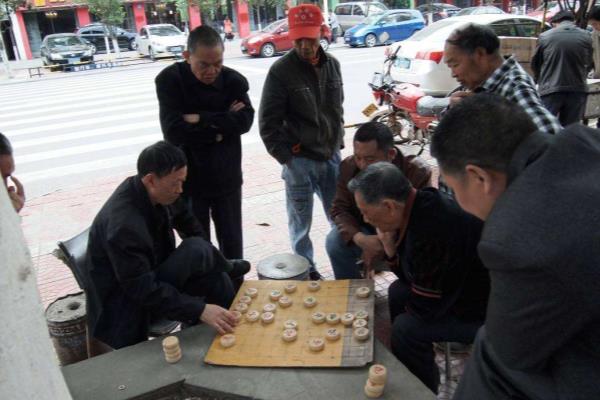 为什么象棋高手不走当头炮（探寻象棋高手避走当头炮的神秘原因，您了解了吗）.