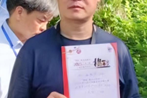 乌鲁木齐下象棋的地方（乌鲁木齐，棋艺对决的圣地）.