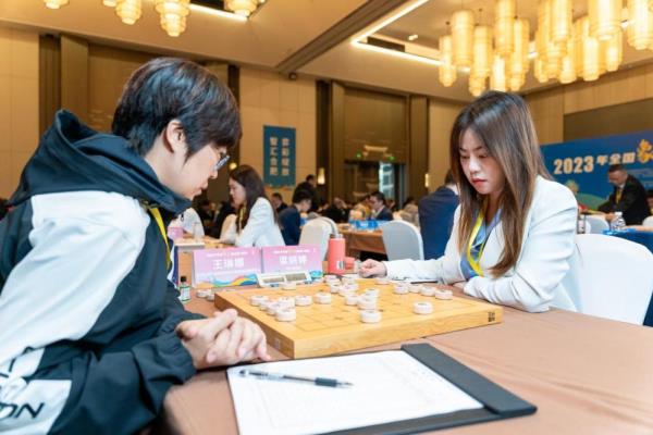 新中国象棋游戏大厅（新中国象棋游戏大厅，探索千变万化的棋盘世界）.