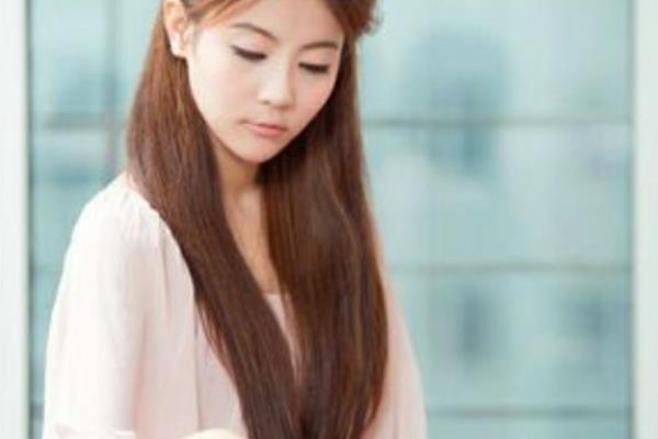 象棋与围棋的区别是什么（为何象棋被誉为棋盘上的战争，而围棋被誉为棋盘上的艺术）.