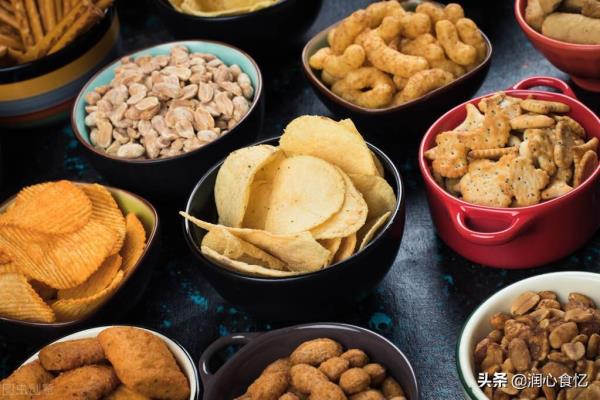 网上买零食哪个店铺好（探寻零食新天地，哪家店铺独领风骚）.