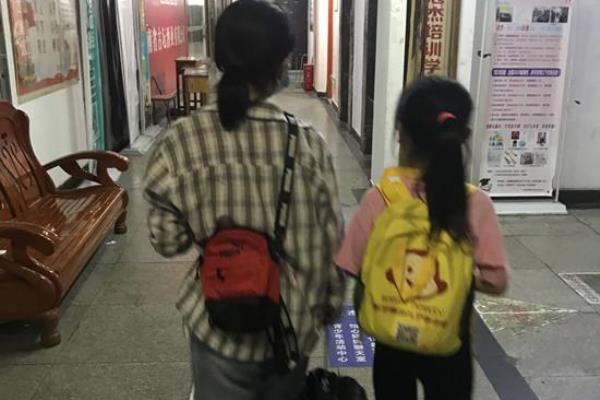 雨花区中国象棋培训机构电话（探寻雨花区中国象棋培训机构的联系方式）.