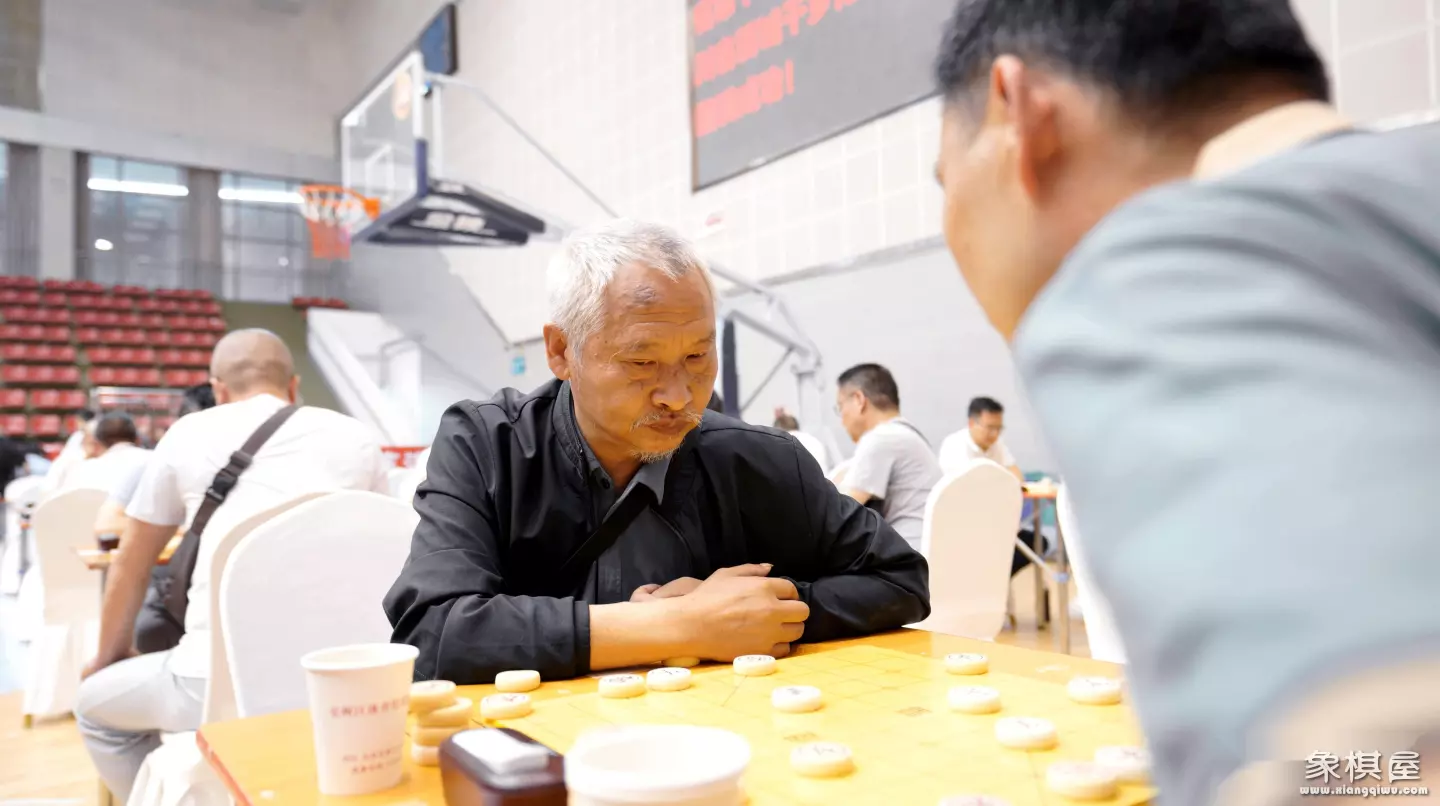 绵阳安州举办首届个人象棋赛