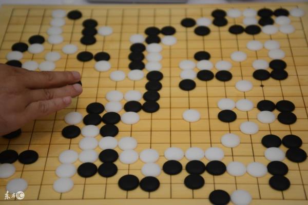 围棋和象棋的意义（探寻围棋与象棋的深远文化内涵，究竟给我们带来了哪些启示）.
