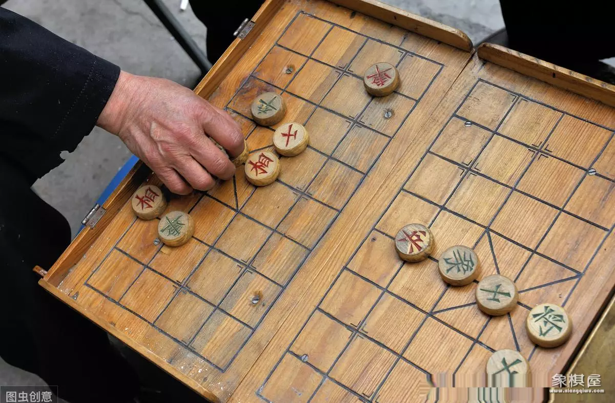 象棋将帅可以走斜线吗