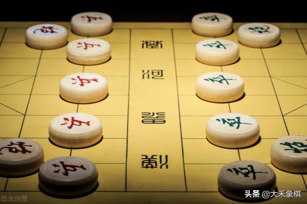 中国象棋手哪位获得全国冠军次数最多（谁是全国象棋冠军的佼佼者）.
